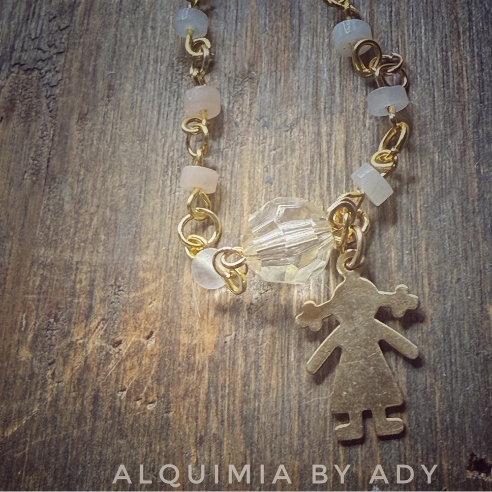 GEMSTONES 💎 Gold and White Charm Bracelet